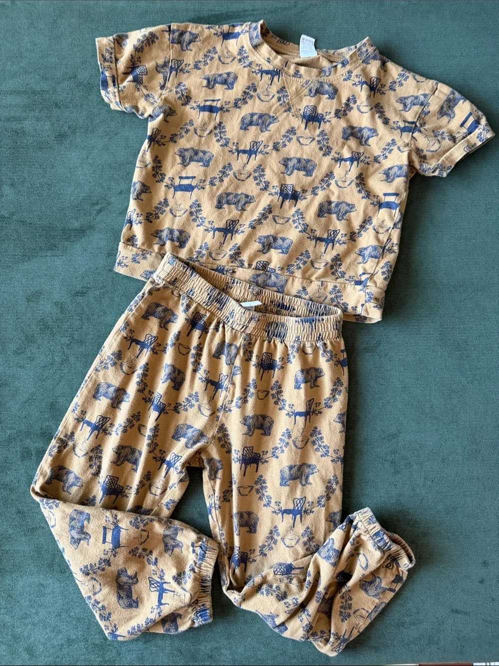 Kate Quinn Brown Bear Print Set